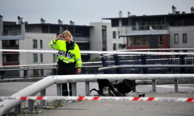 Havnet i elva etter å ha passert landets travleste fotoboks